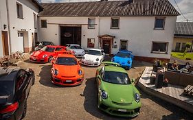 B&B Ringlodge